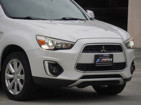 Used 2015 Mitsubishi Outlander Sport SE image 8
