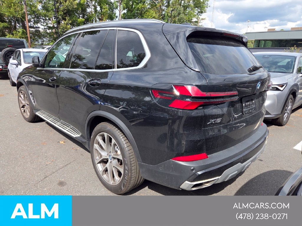 Used 2025 BMW X5 xDrive50e AWD/4WD image 7