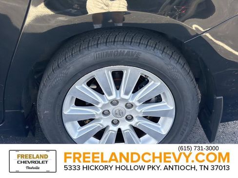 Used 2013 Toyota Sienna Limited image 11