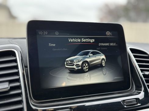 Used 2017 Mercedes-Benz GLE 43 AMG 4MATIC Coupe image 40