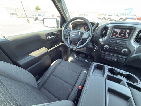 New 2026 GMC Sierra 1500 Pro w/ Pro Value Package AWD/4WD image 16