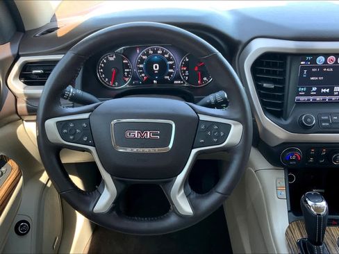 Used 2019 GMC Acadia Denali w/ Technology Package image 5