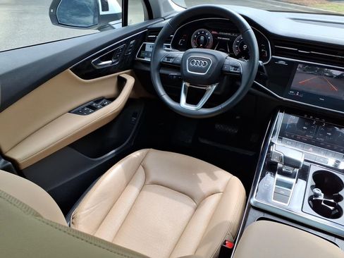 Used 2023 Audi Q7 2.0T Premium Plus w/ Premium Plus Package AWD/4WD image 21
