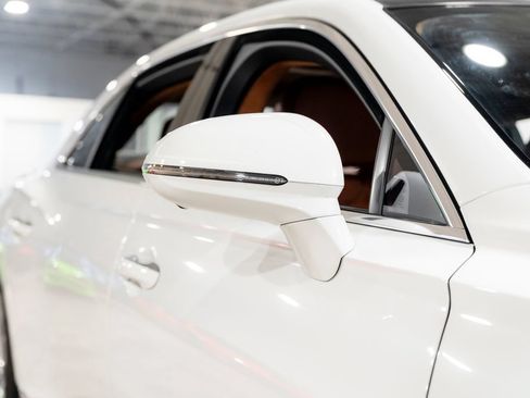 Used 2023 Bentley Flying Spur W12 AWD/4WD image 12