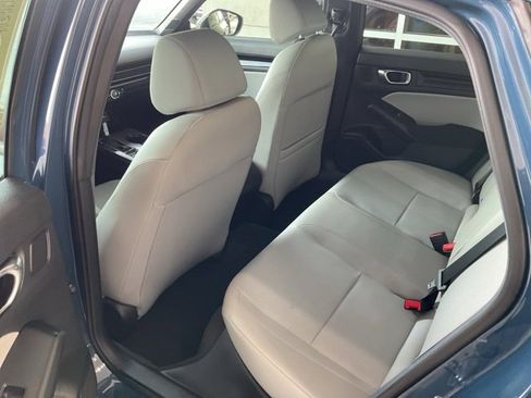 Used 2025 Honda Civic Sport image 15