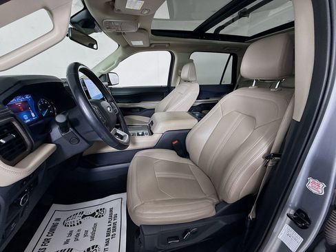 Certified 2024 Ford Expedition Limited AWD/4WD image 2