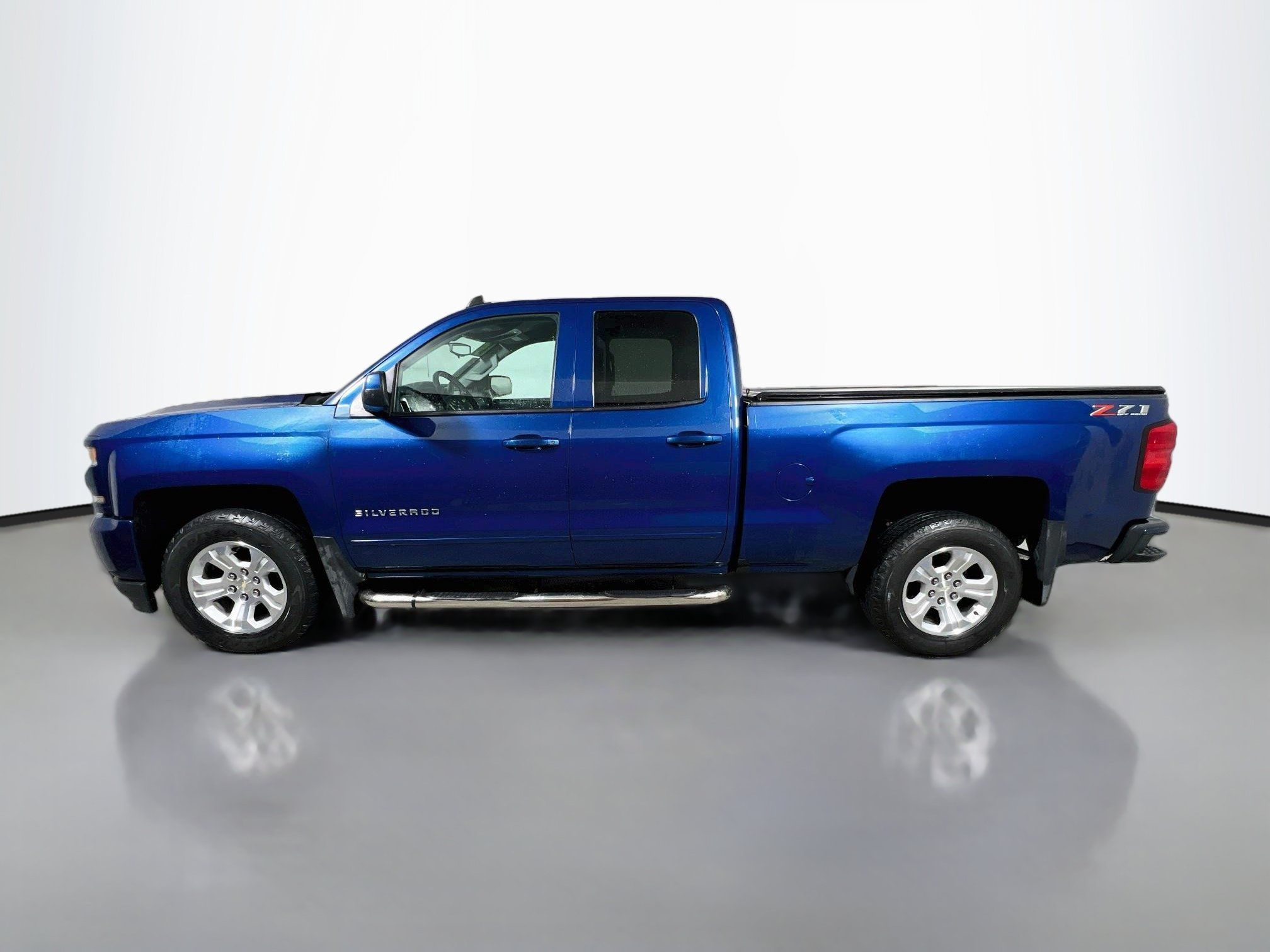 Used 2019 Chevrolet Silverado 1500 LT w/ All Star Edition AWD/4WD image 9