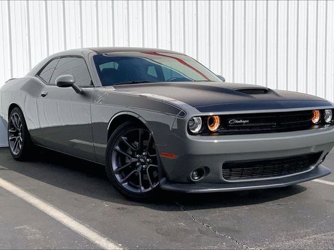 Used 2023 Dodge Challenger R/T w/ T/A Package image 2