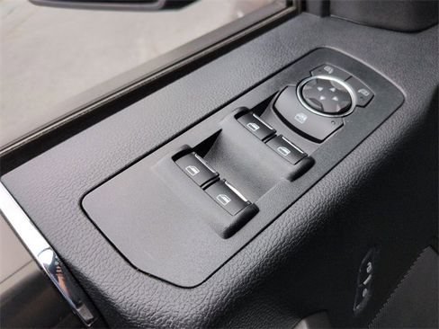 Used 2018 Ford F150 XLT w/ Equipment Group 302A Luxury image 13