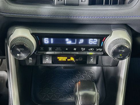 Used 2019 Toyota RAV4 XSE w/ XSE Weather Package AWD/4WD image 24