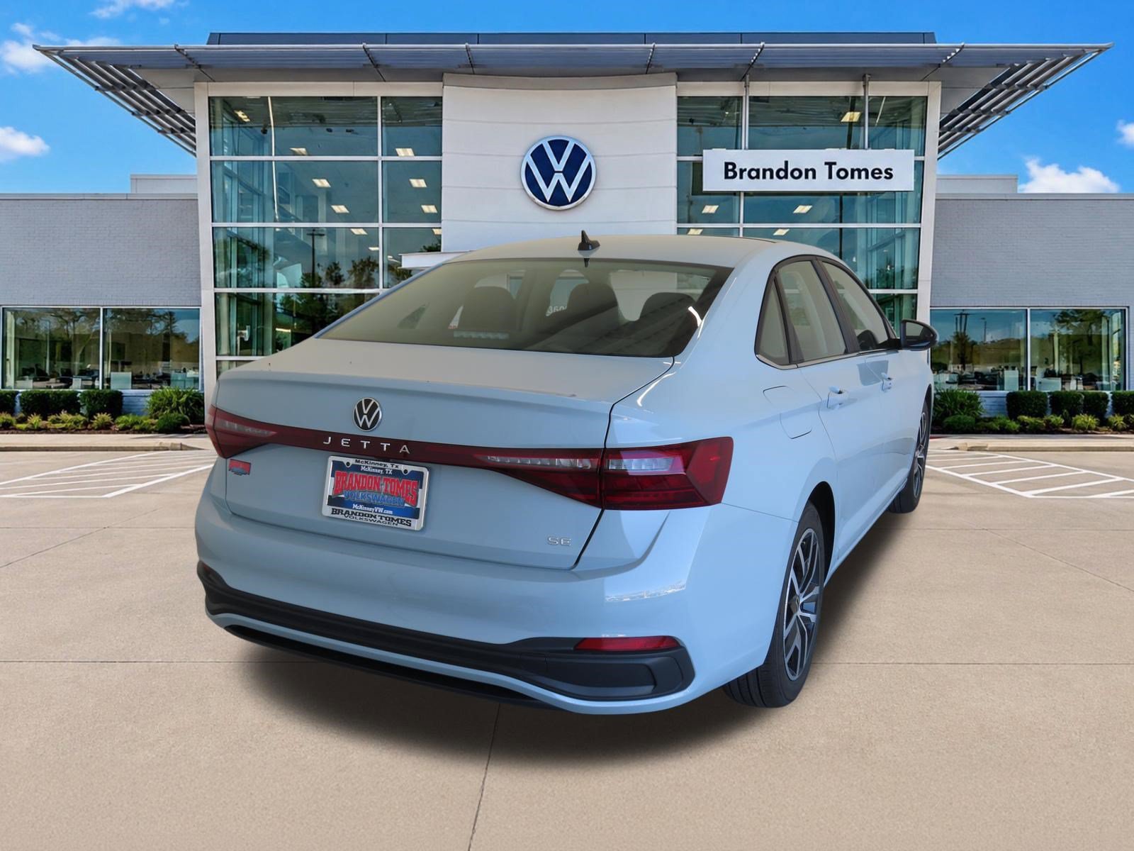 Used 2026 Volkswagen Jetta SE FWD image 3