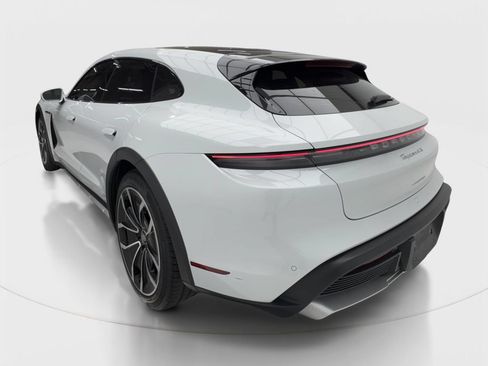 Used 2024 Porsche Taycan 4S AWD/4WD image 10