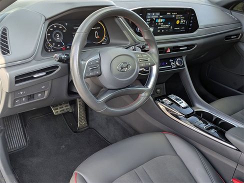 Used 2021 Hyundai Sonata SEL Plus w/ Tech Package image 12