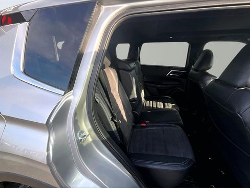 Used 2022 Mitsubishi Outlander SEL Black Edition image 26