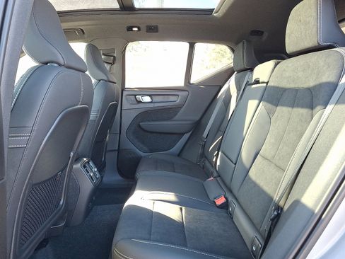 Certified 2023 Volvo XC40 Recharge Plus w/ Protection Package Premier image 10