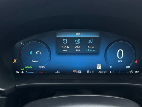 New 2025 Ford Escape SE w/ PHEV Premium Package FWD image 24