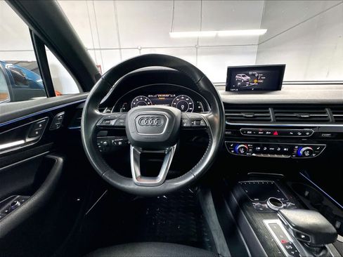 Used 2018 Audi Q7 3.0T Prestige w/ Prestige Package AWD/4WD image 8