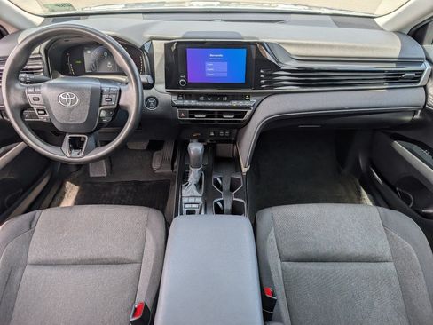 Used 2025 Toyota Camry LE FWD image 4