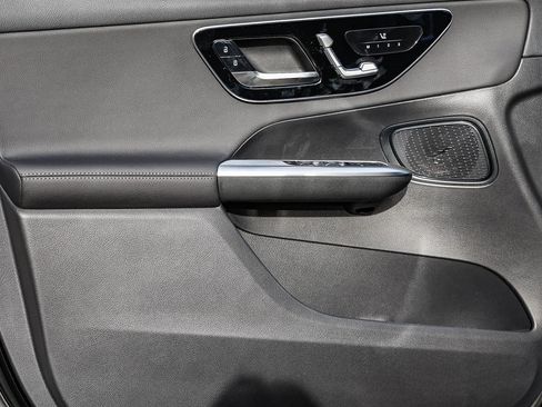 New 2026 Mercedes-Benz GLC 300 4MATIC image 21