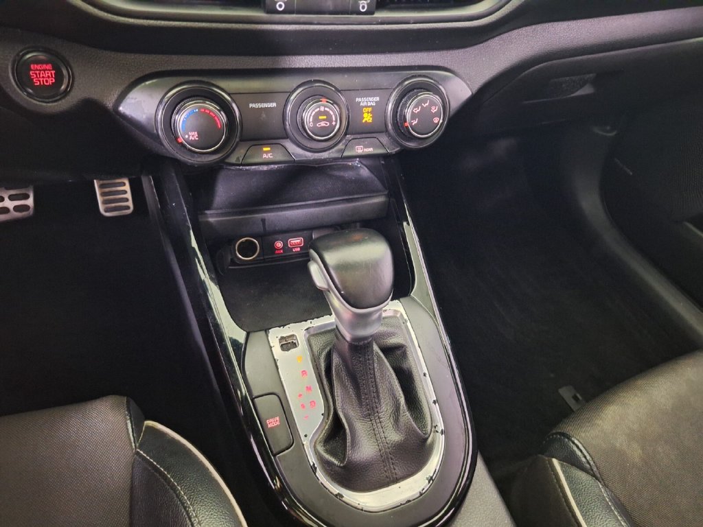 Used 2021 Kia Forte GT-Line w/ GT-Line Premium Package FWD image 16
