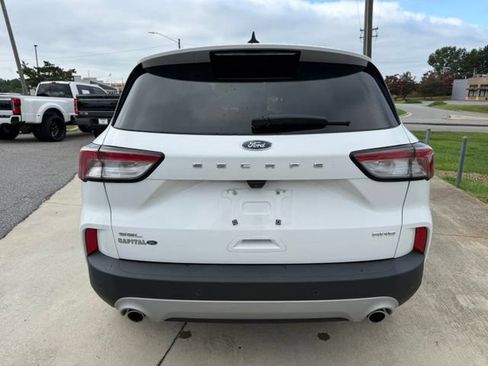 Used 2022 Ford Escape SEL AWD/4WD image 9