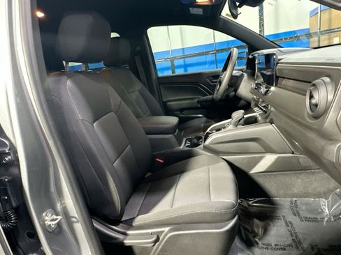 Used 2023 Chevrolet Colorado Trail Boss w/ Advanced Trailering Package image 33