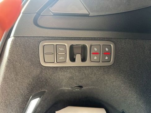 New 2026 Audi SQ7 Prestige image 16