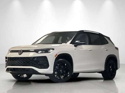 New 2026 Volkswagen Tiguan SE R-Line AWD/4WD image 1