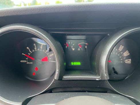 Used 2007 Ford Mustang Premium RWD image 14