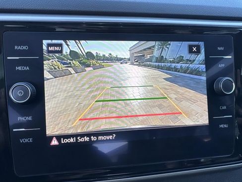 Used 2021 Volkswagen Atlas SEL Premium image 33