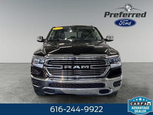 Used 2019 RAM 1500 Laramie AWD/4WD image 11