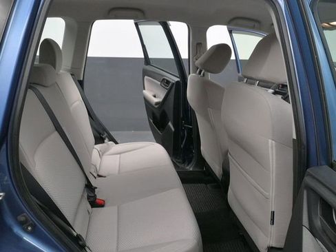 Used 2017 Subaru Forester 2.5i w/ Alloy Wheel Package image 21