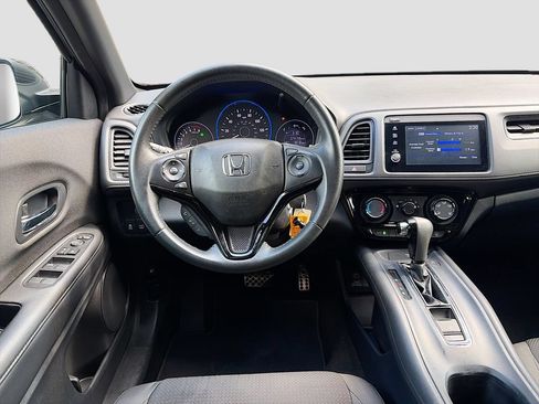Used 2021 Honda HR-V Sport image 21