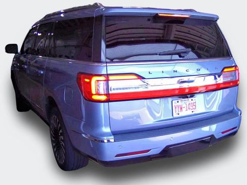 Used 2021 Lincoln Navigator L Black Label AWD/4WD image 4