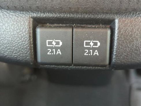 Certified 2022 Toyota Prius LE image 15