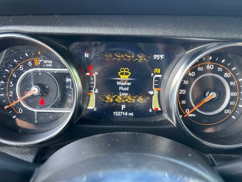 Used 2021 Jeep Gladiator Overland w/ Popular Equipment Package AWD/4WD image 1