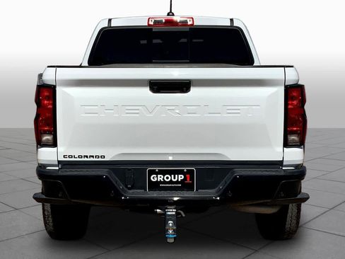 Used 2024 Chevrolet Colorado Trail Boss w/ Technology Package AWD/4WD image 5