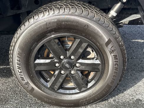 Used 2023 Ford F150 XLT image 11