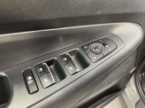 Used 2023 Hyundai Santa Fe SEL image 13