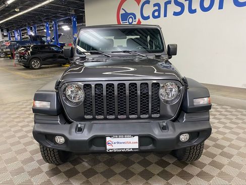 Used 2024 Jeep Wrangler Sport AWD/4WD image 4