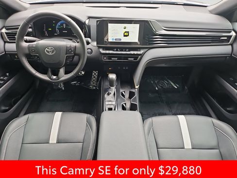 Used 2025 Toyota Camry SE FWD image 16