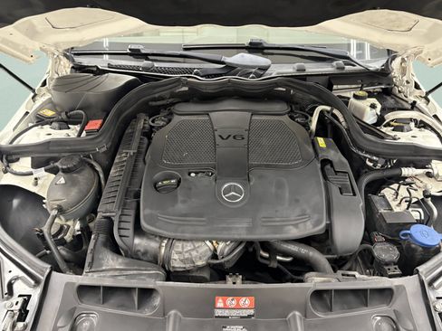 Used 2014 Mercedes-Benz C 300 4MATIC Sedan image 8