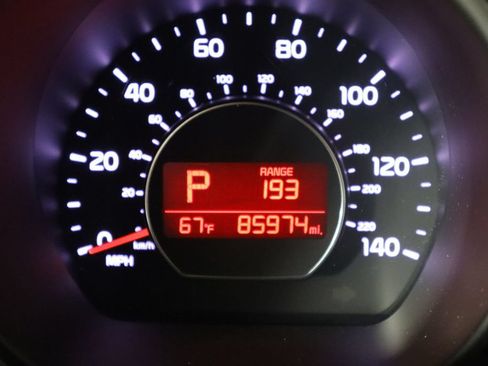 Used 2019 Kia Soul FWD image 30