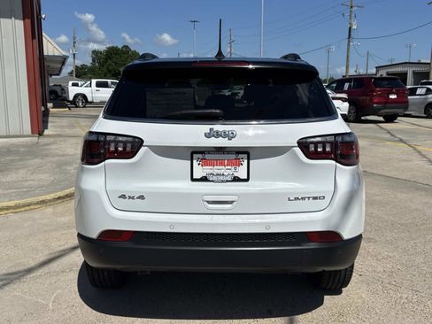 Used 2025 Jeep Compass Limited AWD/4WD image 6