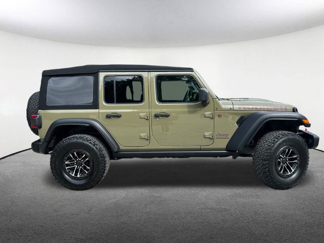 Certified 2025 Jeep Wrangler Unlimited Rubicon w/ XTREMEE 35" Tire Package AWD/4WD image 16