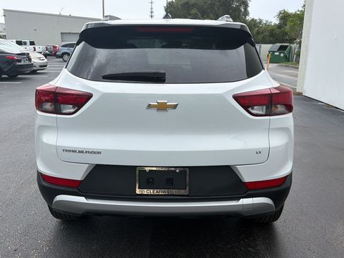 Used 2025 Chevrolet TrailBlazer LT FWD image 10