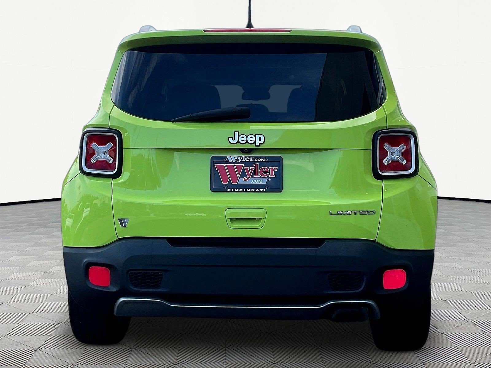 Used 2018 Jeep Renegade Limited FWD image 5