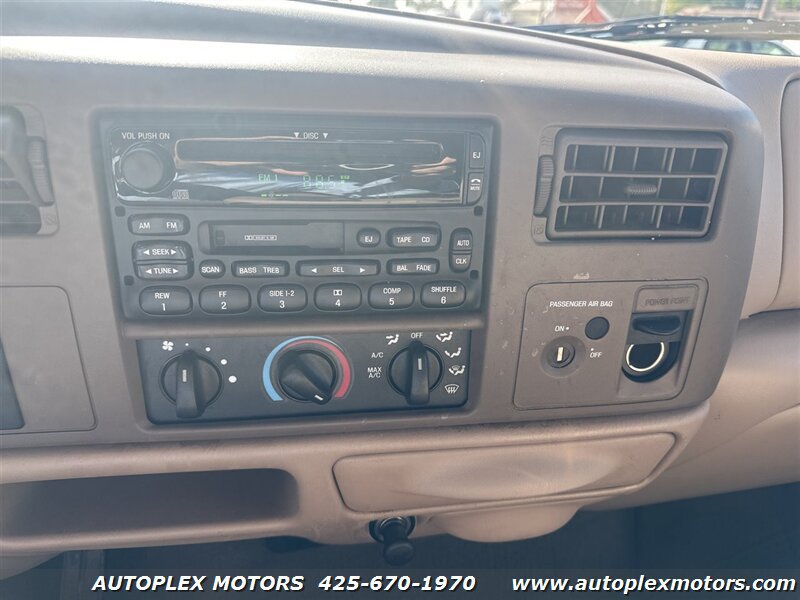 Used 1999 Ford F250 Lariat AWD/4WD image 29