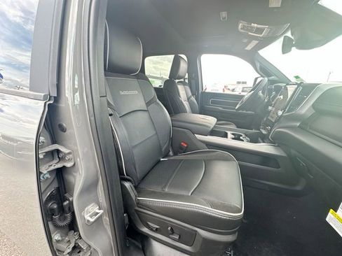 New 2026 RAM 2500 Laramie w/ Night Edition AWD/4WD image 28