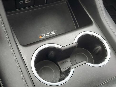 Certified 2023 Chevrolet Tahoe Z71 w/ Luxury Package image 30